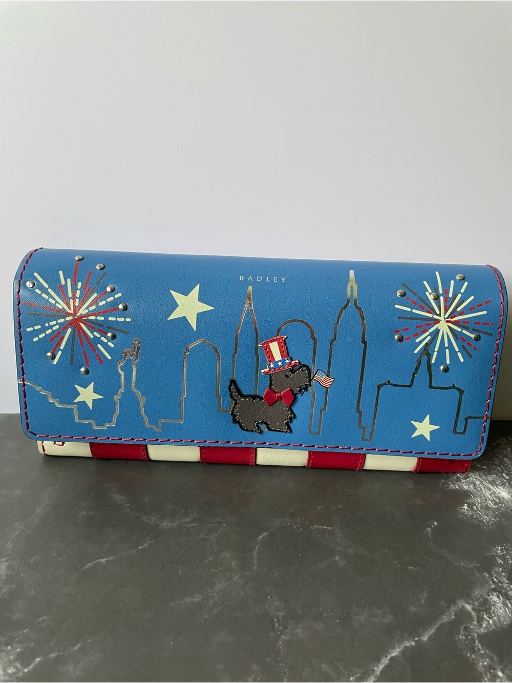 Radley London Fireworks And Stripes
Large Flapover Wallet🇺🇸🇺🇸🇺🇸
